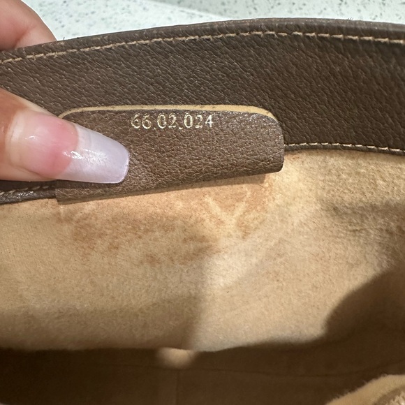 Vintage Gucci Bag - Picture 10 of 13